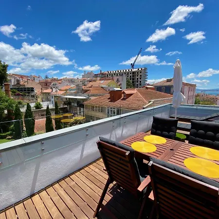 Unique By Myplaceforyou, In The Center Of With Views Over The And The Tagus River Lisbona