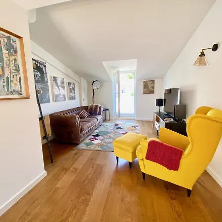 Unique By Myplaceforyou, In The Center Of With Views Over The And The Tagus River * Lisbona