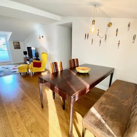 Unique By Myplaceforyou, In The Center Of With Views Over The And The Tagus River Apartament *