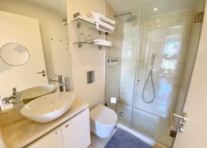 Apartamento Unique By Myplaceforyou, In The Center Of With Views Over The And The Tagus River *