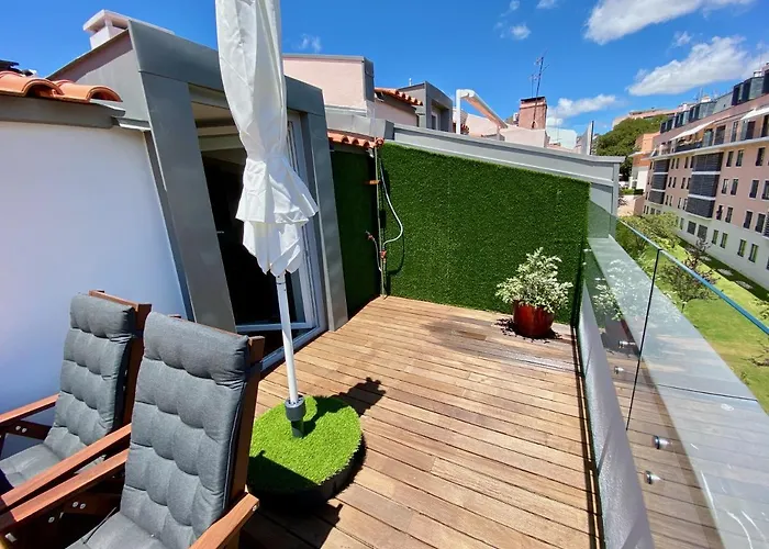 Unique By Myplaceforyou, In The Center Of With Views Over The And The Tagus River Apartamento *